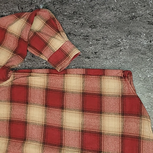 Field and Stream. Thick cotton flannel.  Men's size XL. Like-new - Picture 13 of 16